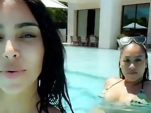 Kim Kardashian & La La Anthony In Bikinis In The Pool